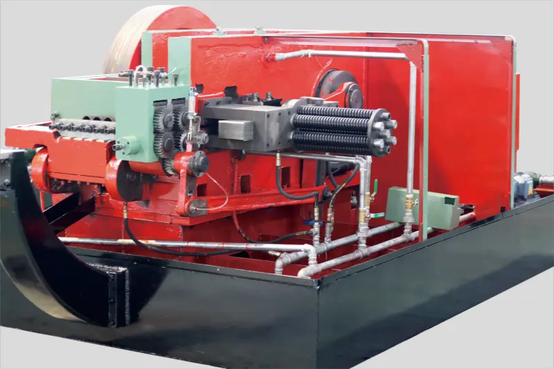 nut-cold-forming-machine