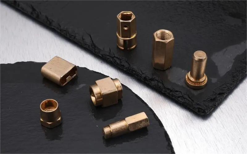 screw-header-machine